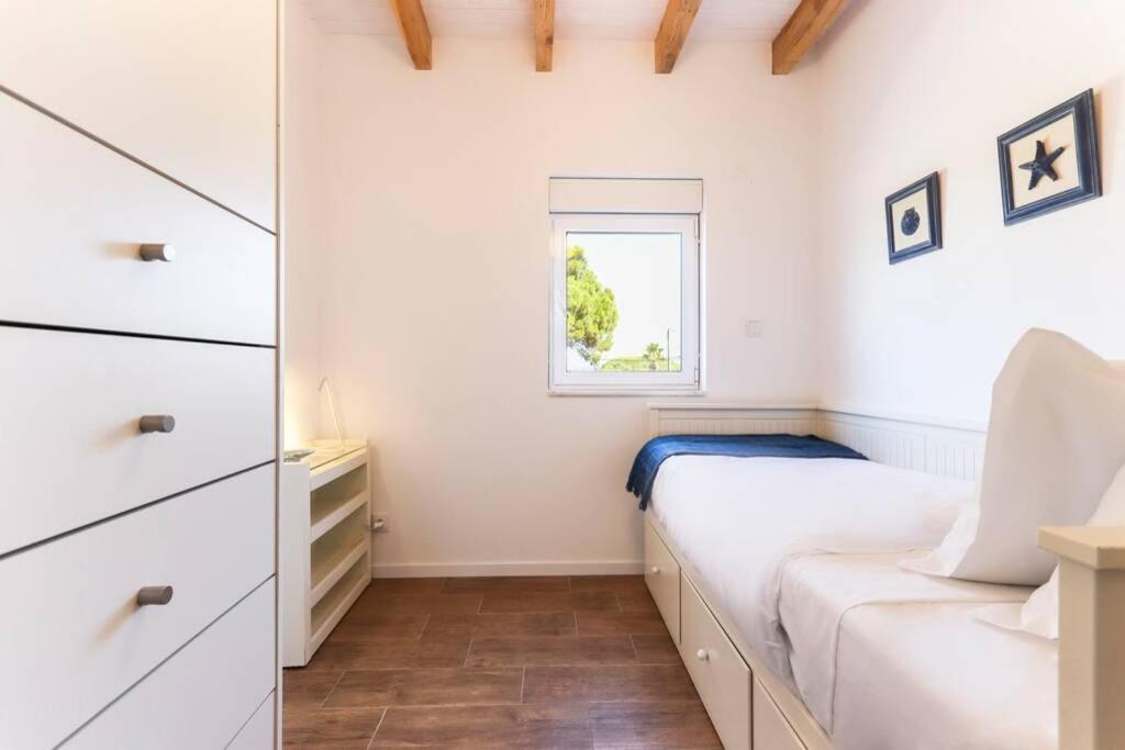 Caparica Beach Villa Trafaria Екстериор снимка