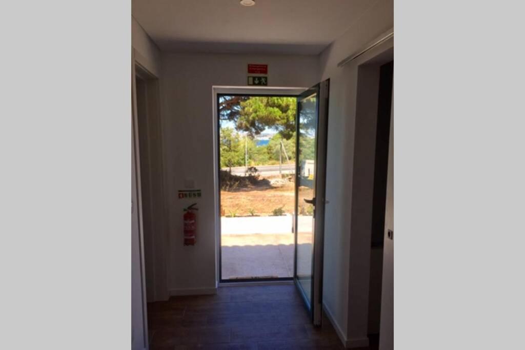 Caparica Beach Villa Trafaria Екстериор снимка
