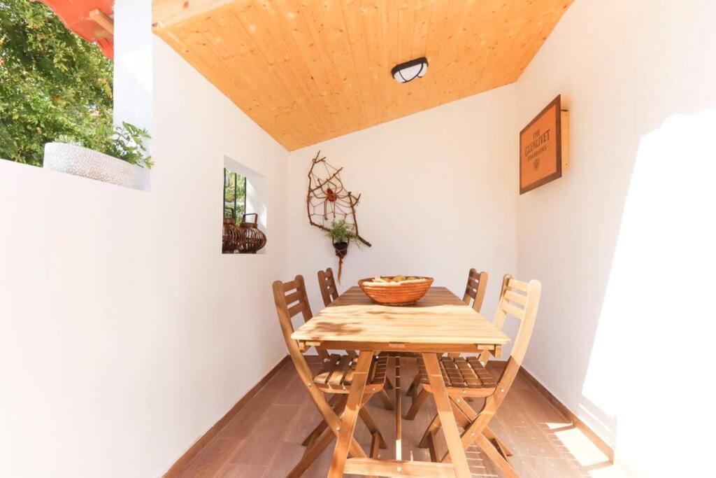 Caparica Beach Villa Trafaria Екстериор снимка